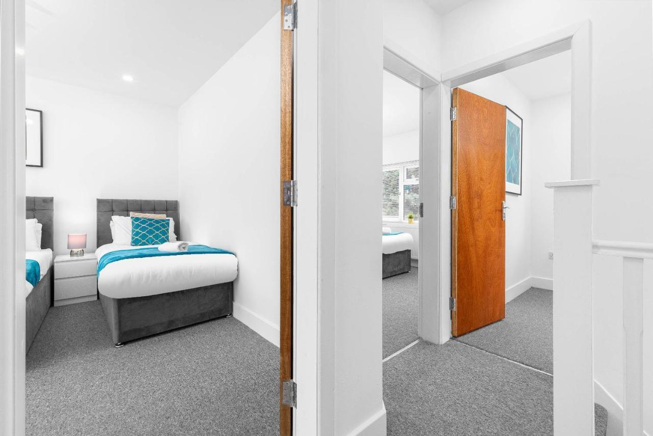 5 Bedroom House - 10 Guests - Multiple Off Street Parking - Garden - Smart Tv - Wifi - Contractors - Families - Groups Birmingham Eksteriør bilde
