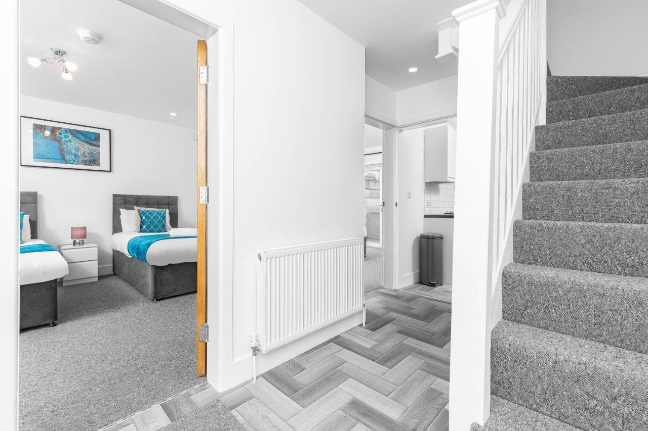 5 Bedroom House - 10 Guests - Multiple Off Street Parking - Garden - Smart Tv - Wifi - Contractors - Families - Groups Birmingham Eksteriør bilde